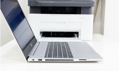 HP ProBook 450 G6 | i5-8265U | 15.6" 8 GB | 256 GB SSD | FHD | Win 11 Pro | DE